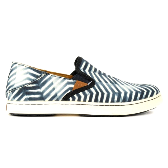 OLUKAI PEHUEA PA'I LAVA ROCK/OFF WHITE - WOMENS SNEAKERS - Picture 2 of 3